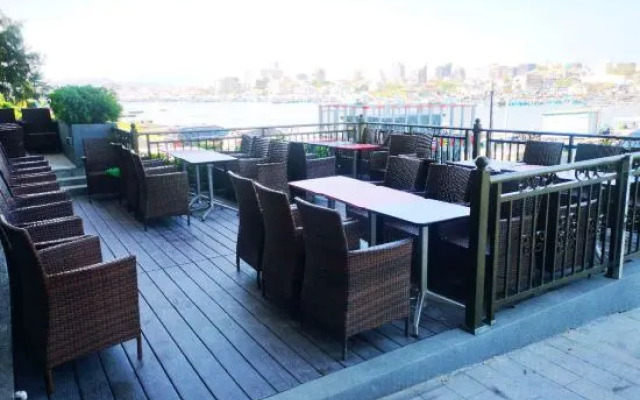 Baoding Health Hotel, Twin Moon Bay, Huidong