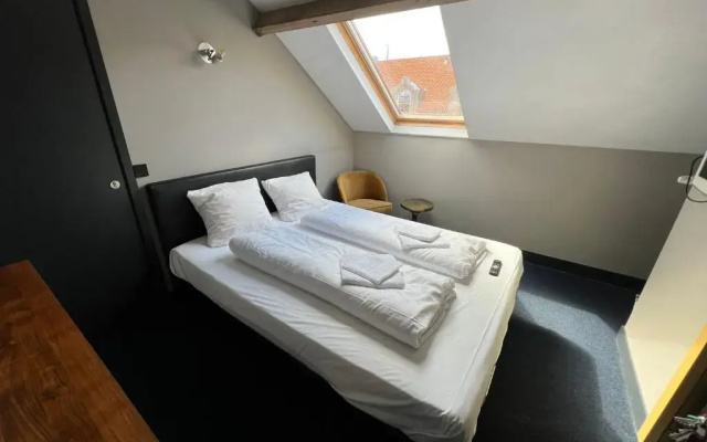 Hotel Oostereiland - Gevangenis Hotel