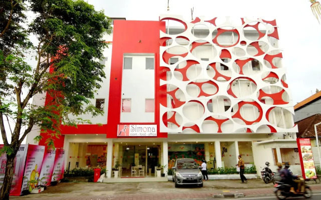 Oyo 1489 Simona Hotel