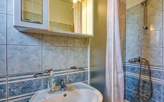 Seaview Apartment in Pasman A2