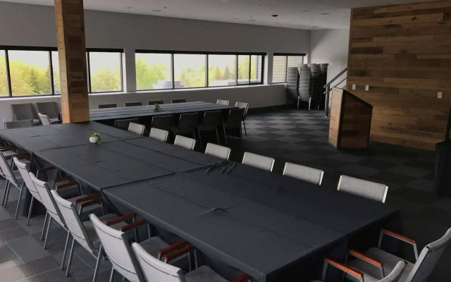 Park City Peaks Hotel