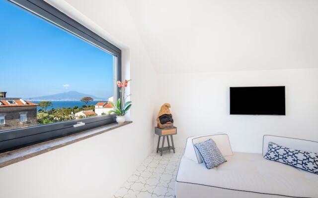 Luxury Apartment with Penthouse and Pool