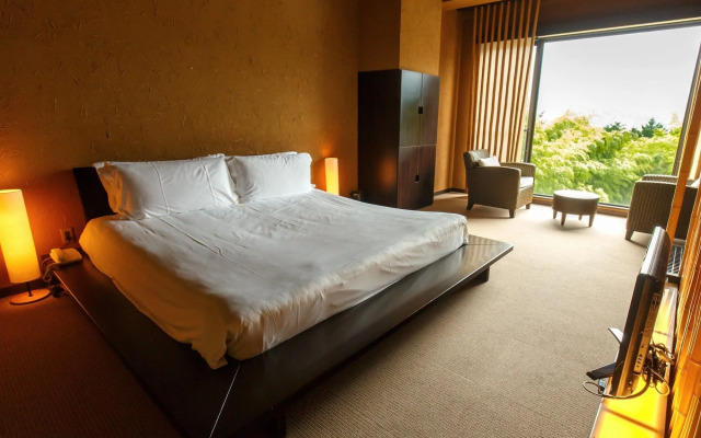 Kinnotake Sengokuhara - Adult Only