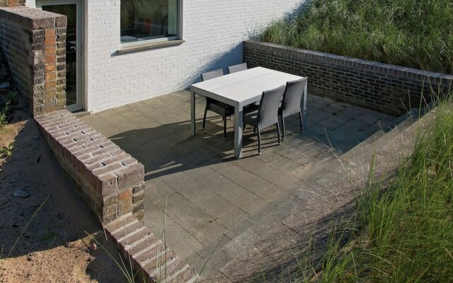 Enticing Holiday Home in Middelkerke Near the Sea
