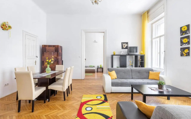 Izabella Home 2 Budapest
