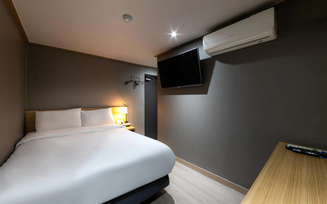 About Stay Seoul Station