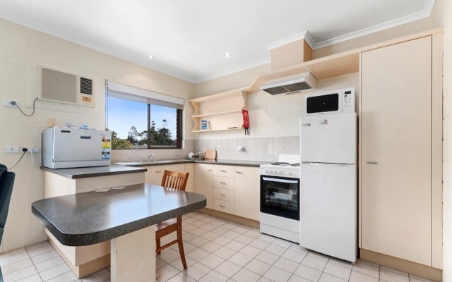 Allambi Holiday Apartments