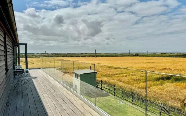 Seawynds Family Home With Far-reaching Sea Views