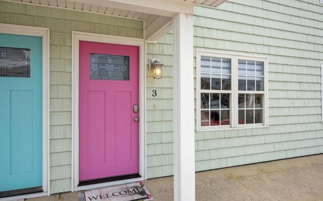 Anchors Away Unit 3 2 Bedroom Duplex by RedAwning