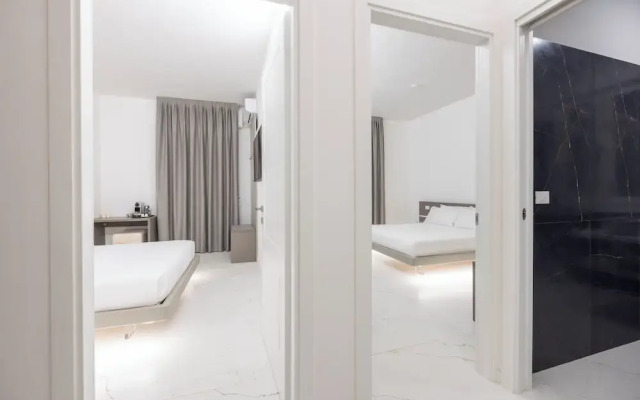 Excelsior Station Suite
