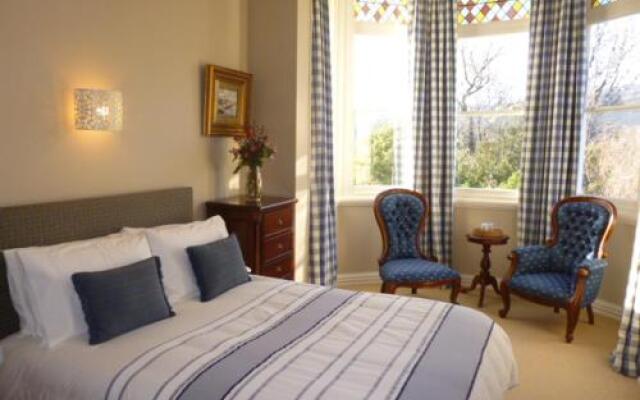 Oinako Bed & Breakfast