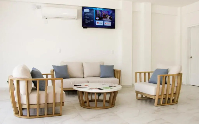 Acacia Hotel