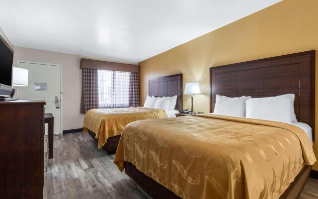 Quality Inn & Suites near Downtown Mesa