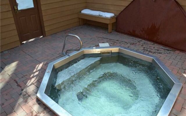 Sundowner II Unit 324 by RedAwning