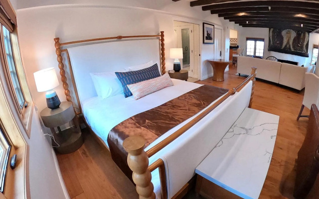 Zane Grey Pueblo Hotel