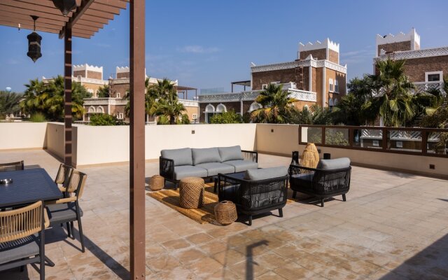 Lux 5BR Townhouse in Balqise Residence