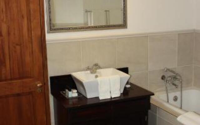 Hermanus Dorpshuys Guesthouse