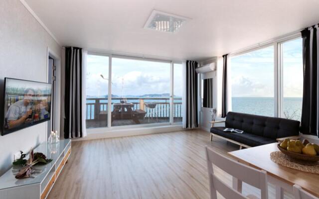 Yeongheungdo Clover Pension