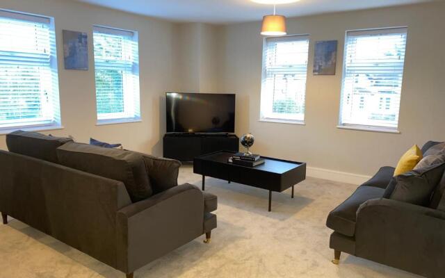 Roomotel - Oakview Moseley