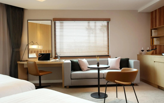 The Suites Hotel Jeju