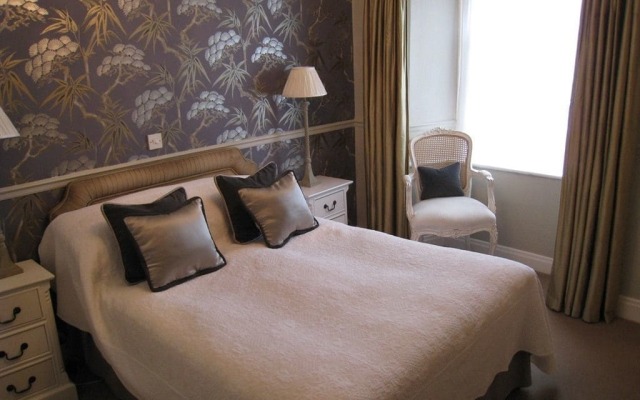 Mount Pleasant Hotel