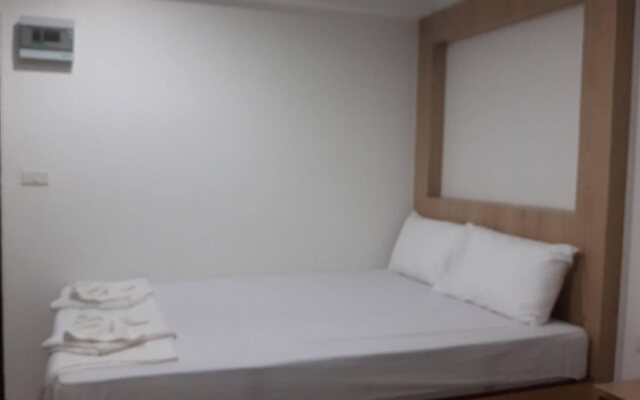 Ruang Thong Residence