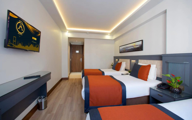 Eyfel Hotel