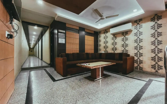 Hotel S L E Residency