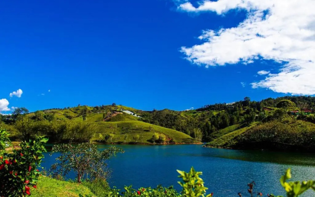 AW Guatape Glamping Resort