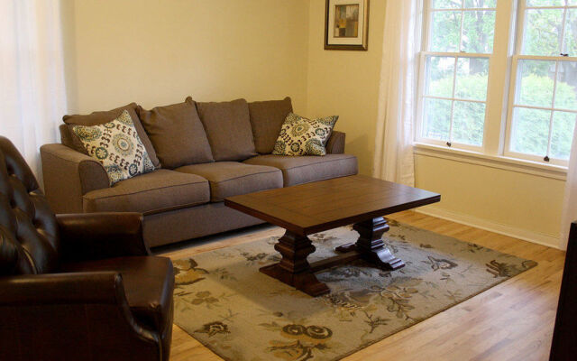 Abbott Lakehouse Bed and Breakfast