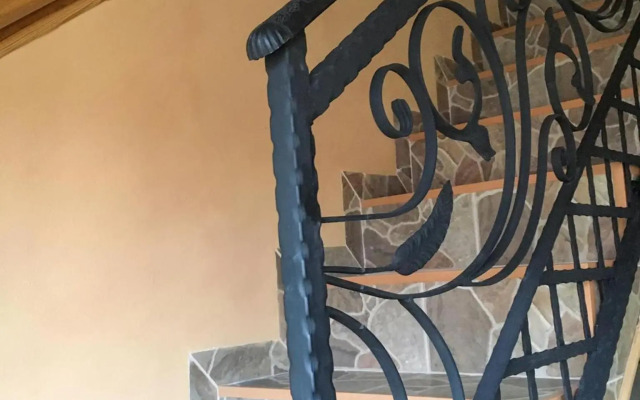 Стаи за гости Бащино огнище