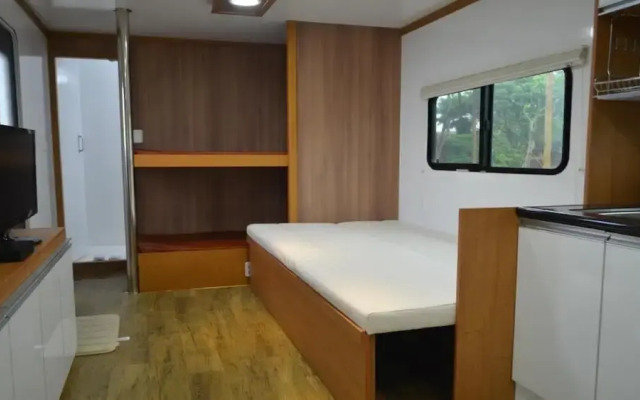 Seogwipo Pyoseoncaravan
