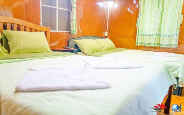 Panisa Guesthouse