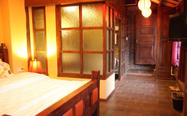 Lijiang Mijing Inn