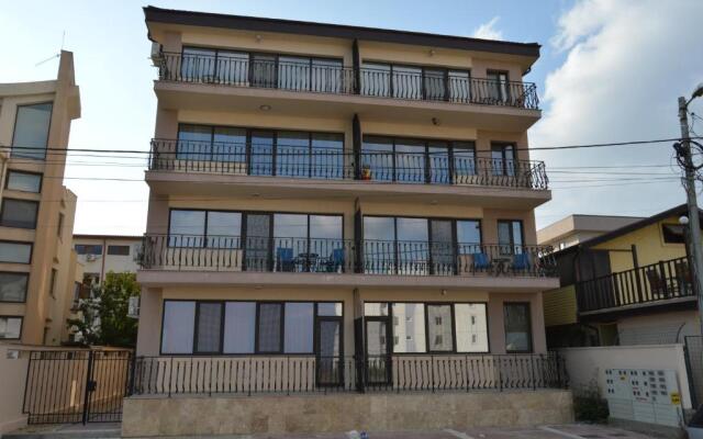 Apartamente Mamaia Nord D5