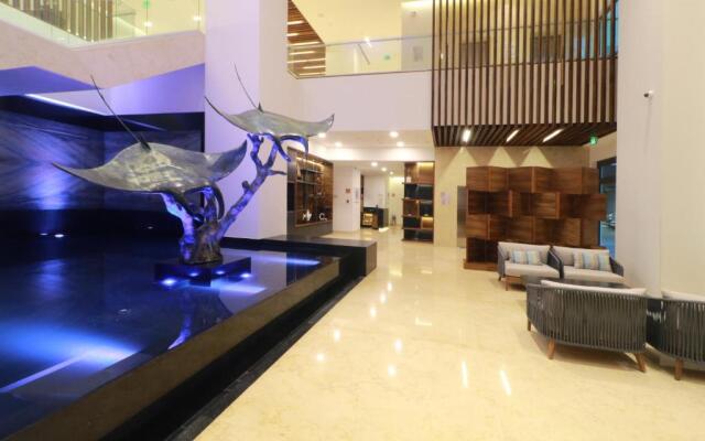 Holiday Inn & Suites Puerto Vallarta Marina & Golf