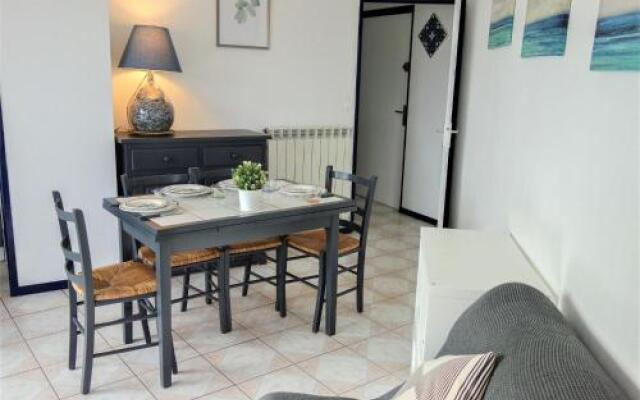 Apartment Ene Guticia