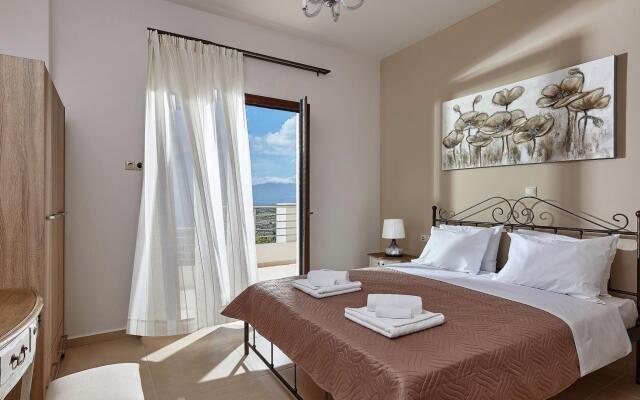 Nice apartment in Kamilari with swimming pool