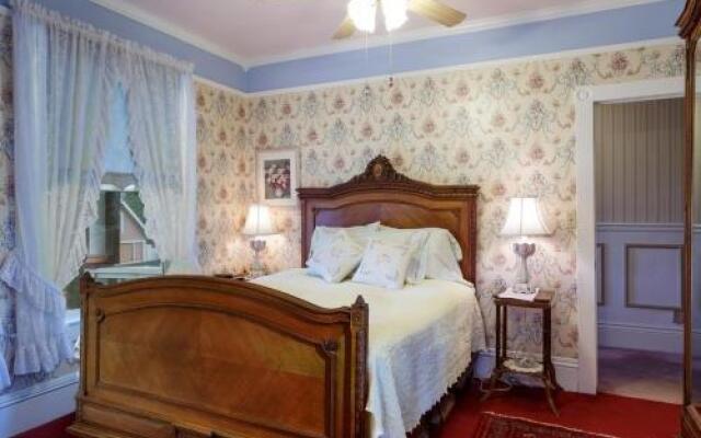 Roseberry House Bed & Breakfast