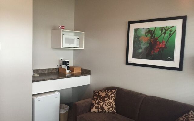 McNeills Inn on the Harbour Front