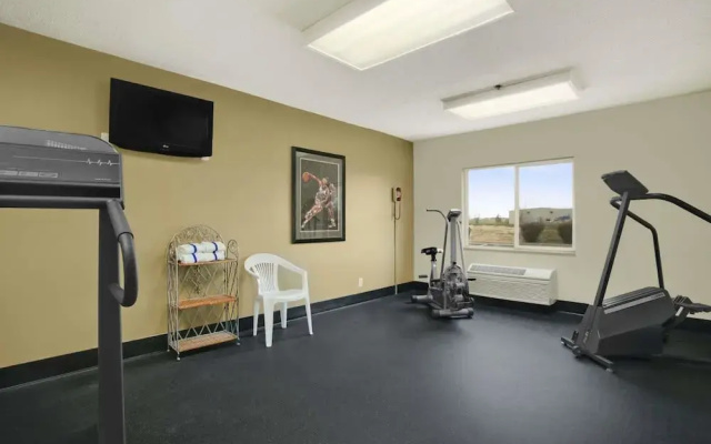 Baymont Inn & Suites Evansville North