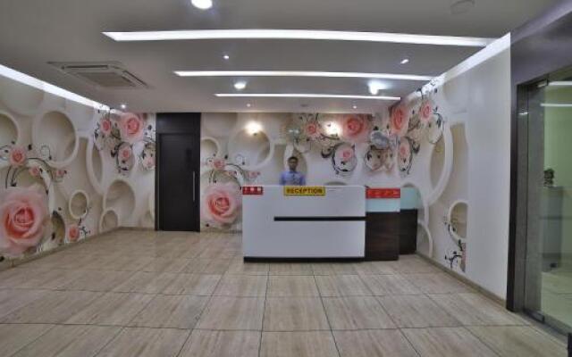 OYO 28294 Hotel Milan Food Court