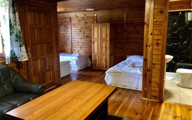 AB Domki caloroczne nad jeziorem