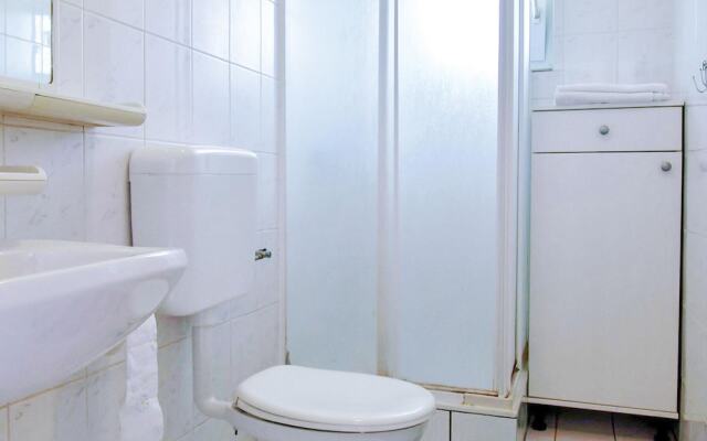 Awesome Home in Barbat-rab With Wifi and 2 Bedrooms
