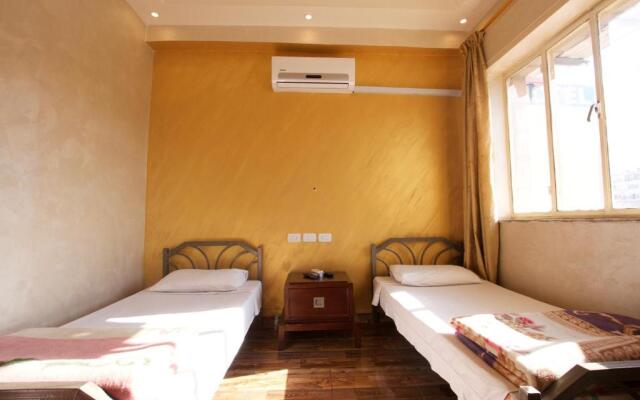 Erasmus Student House By Sunrise Hostel