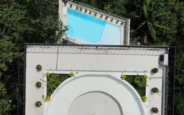 Lavender Rooftop 3BR Villa with a Heated Private Pool