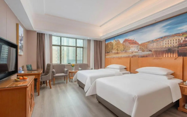 Vienna Hotel Foshan Lingnan Pearl Gymnasium