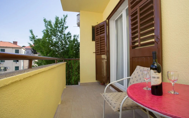 Split Center Beautiful Apartment
