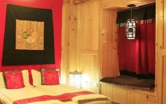 Shangri-la Zhengyi Homestay