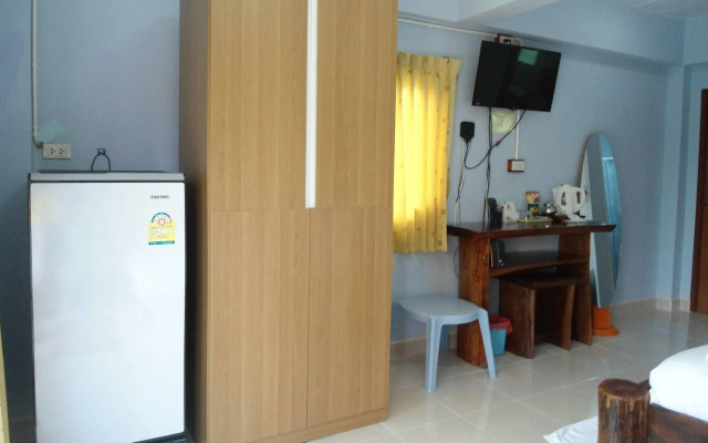 At My Home Resort Bangsaphan